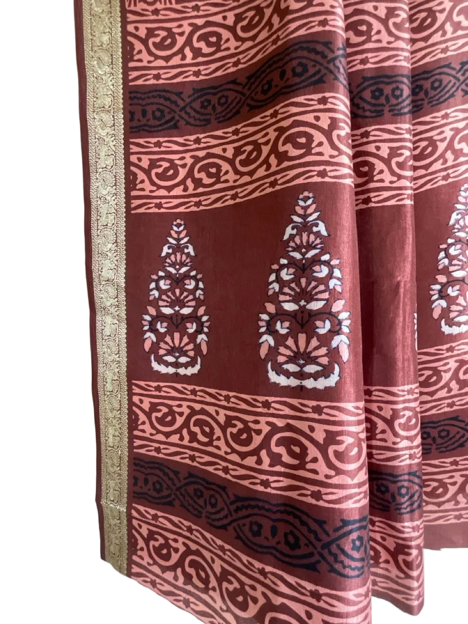 Brown Silk Saree with White Floral Paisley Butis & Terracotta Scrollwork Pallu