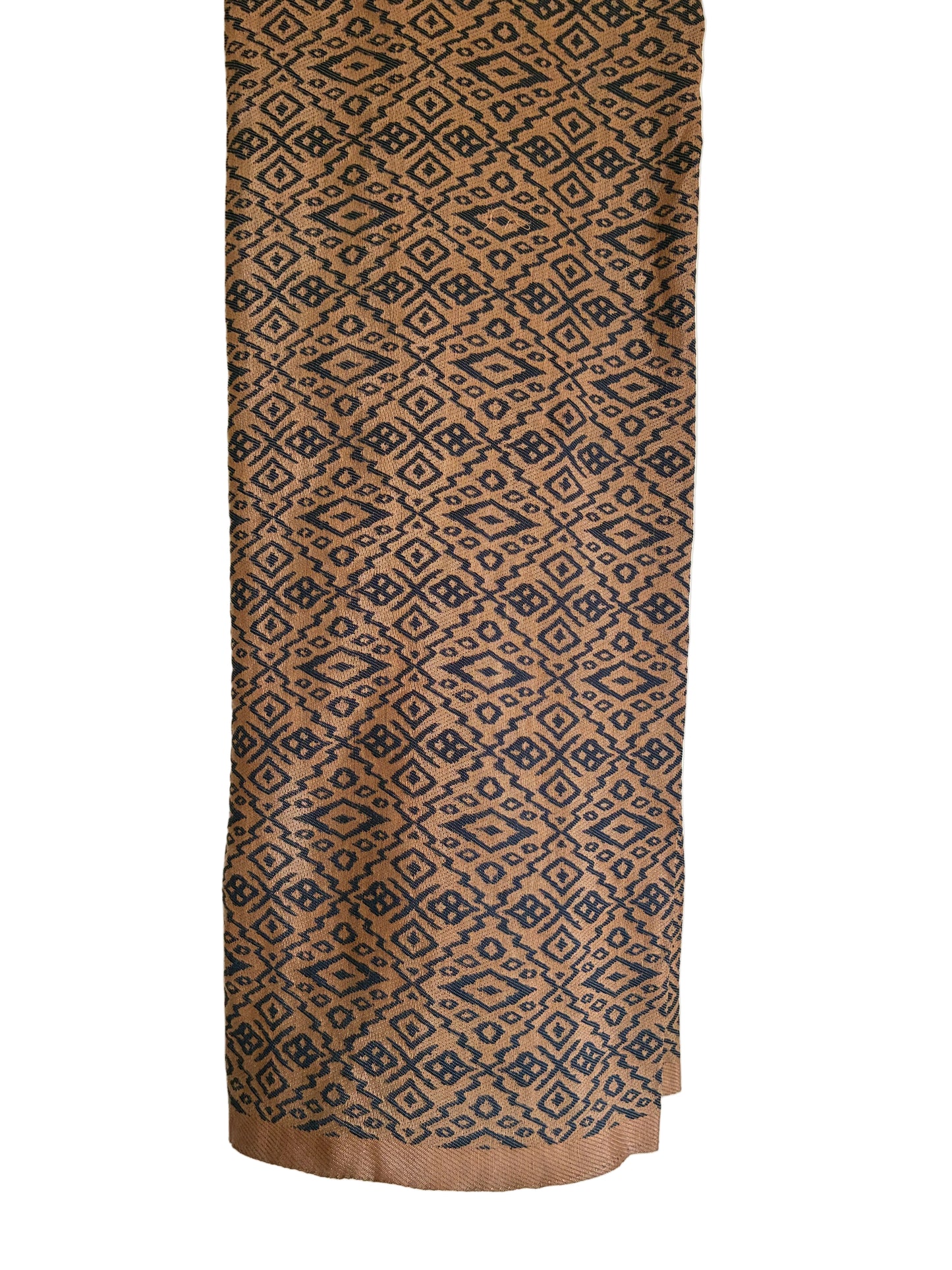 beige modern checks woven aariyaa saree