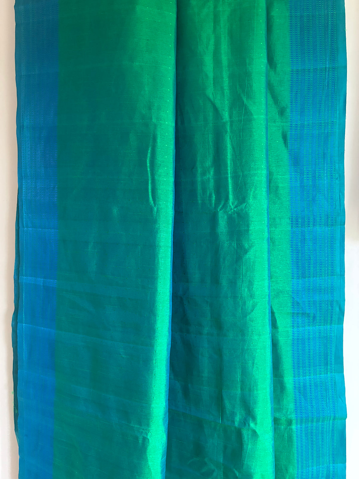 Green Blue Dual Shaded aariyaa Saree