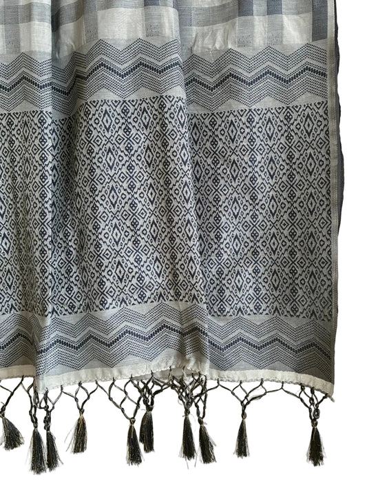 Steel Grey modern checks woven aariyaa saree