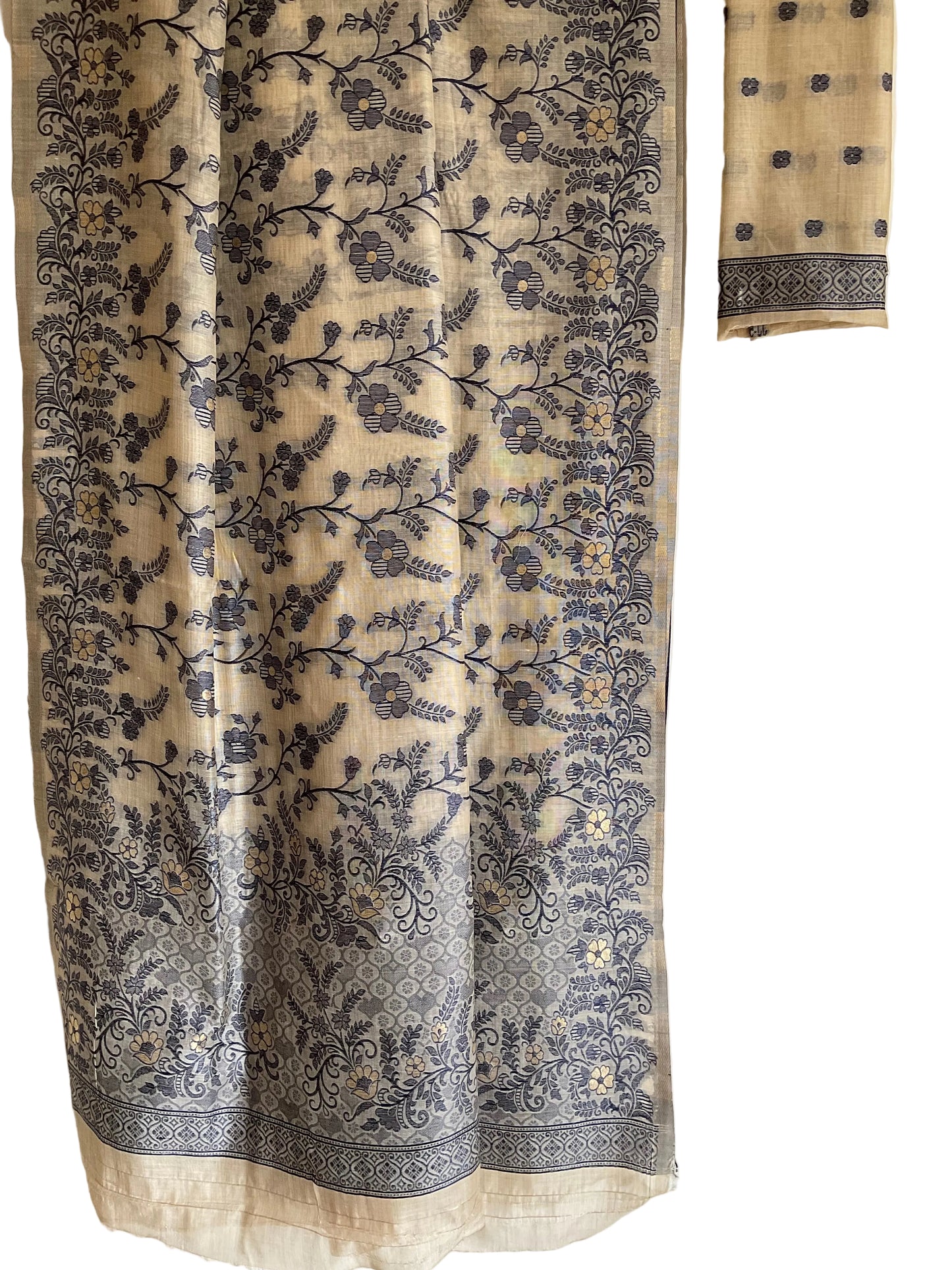 Cream & Blue Jamdani Cotton Saree with Floral Vine Jaal & Silver Zari Pallu