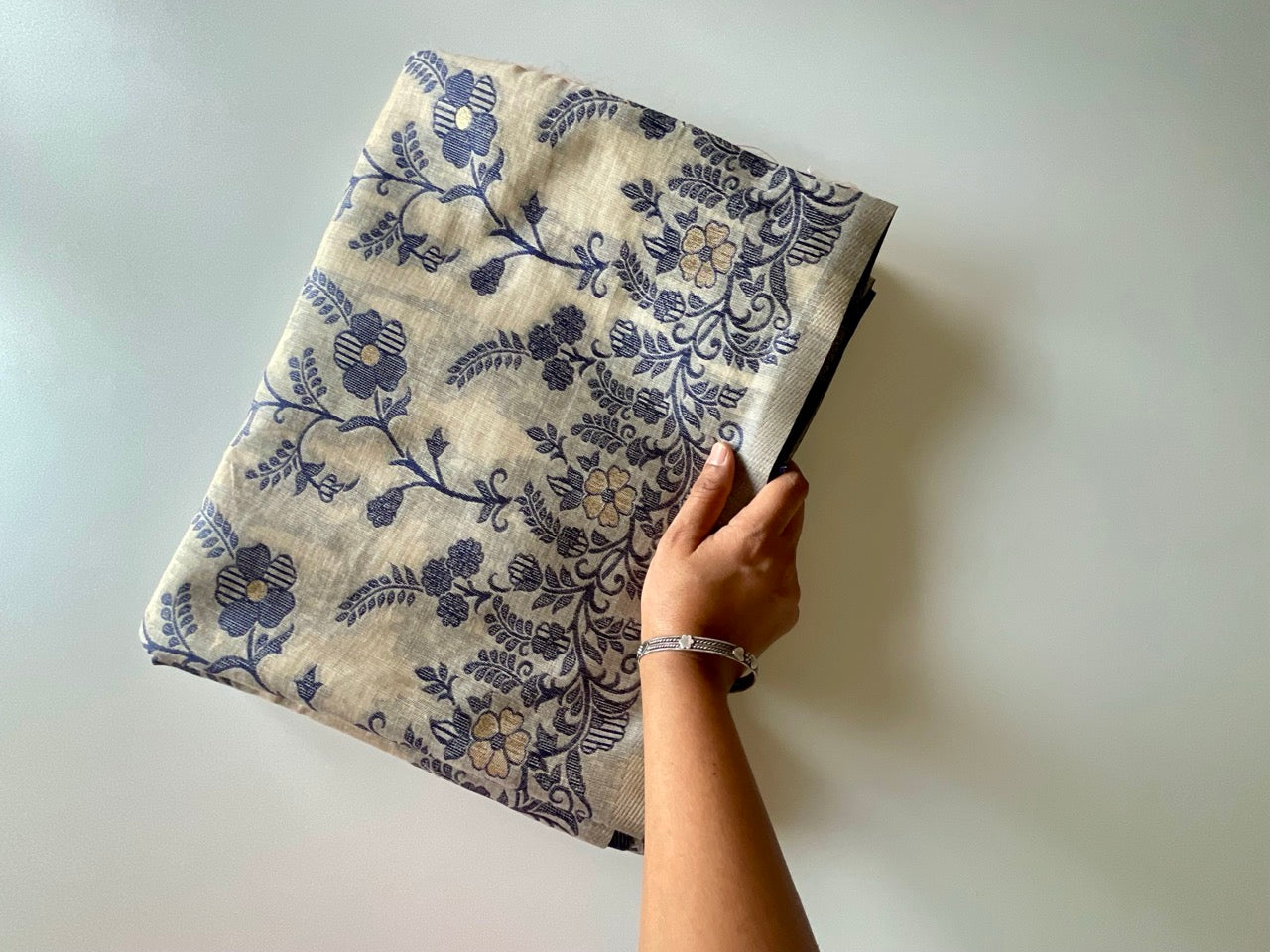 Beige & Blue Jamdhani Cotton Saree