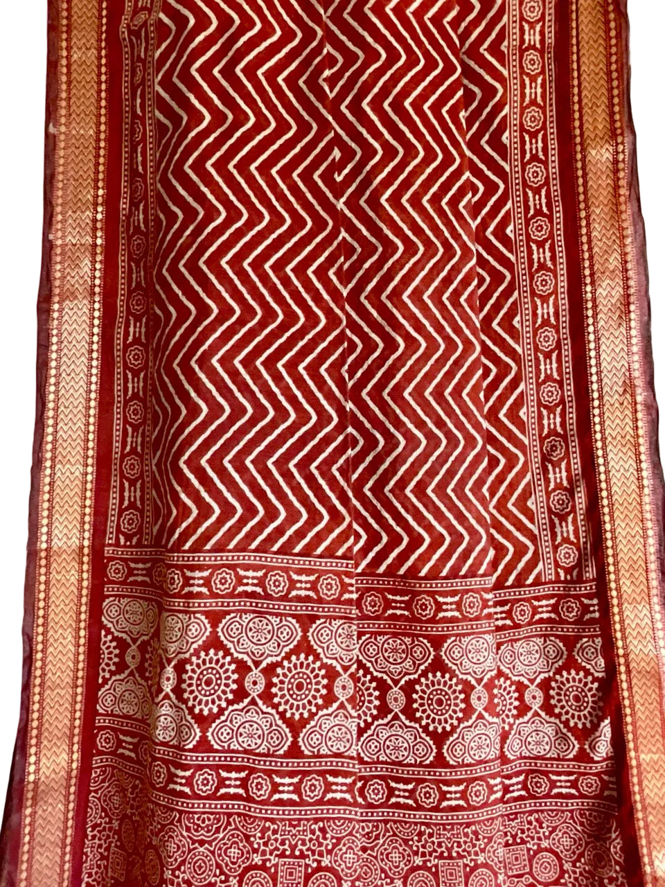 Brown Cotton Saree with Cream Chevron Print