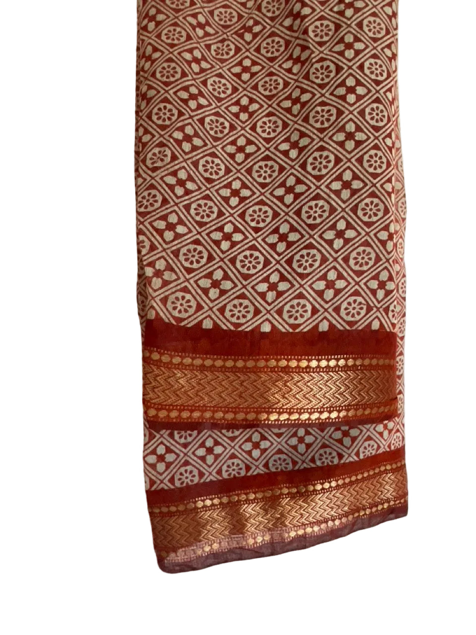 Brown Cotton Saree with Cream Chevron Print