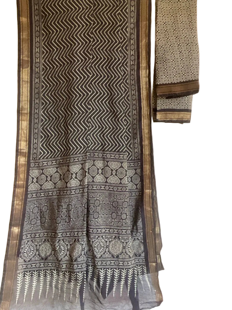 Blue Cotton Saree with White Chevron Print