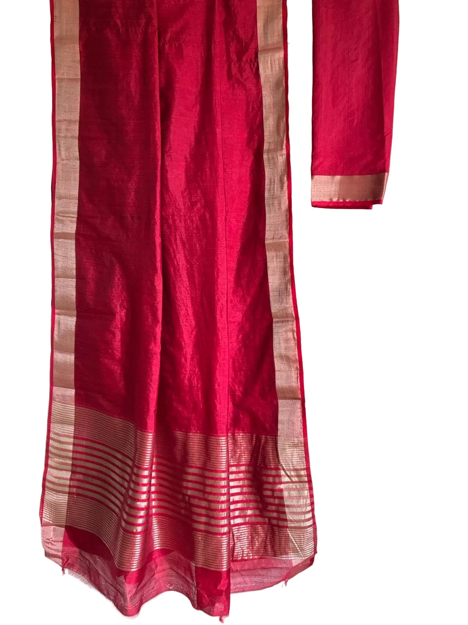 Red Jute Cotton Plain aariyaa Saree