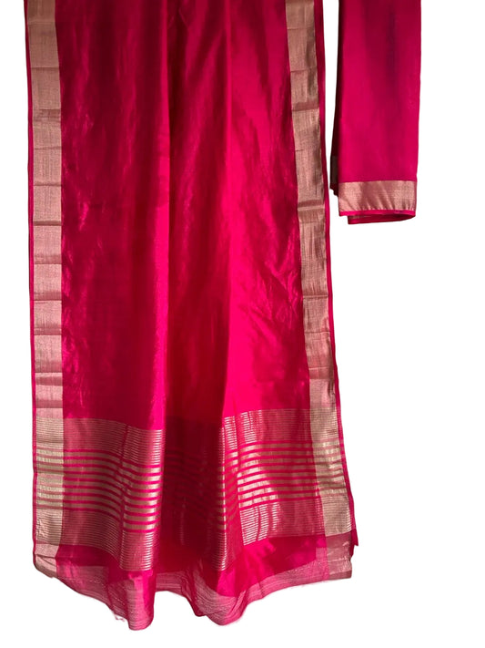 Pink Jute Cotton Plain Aariyaa Saree