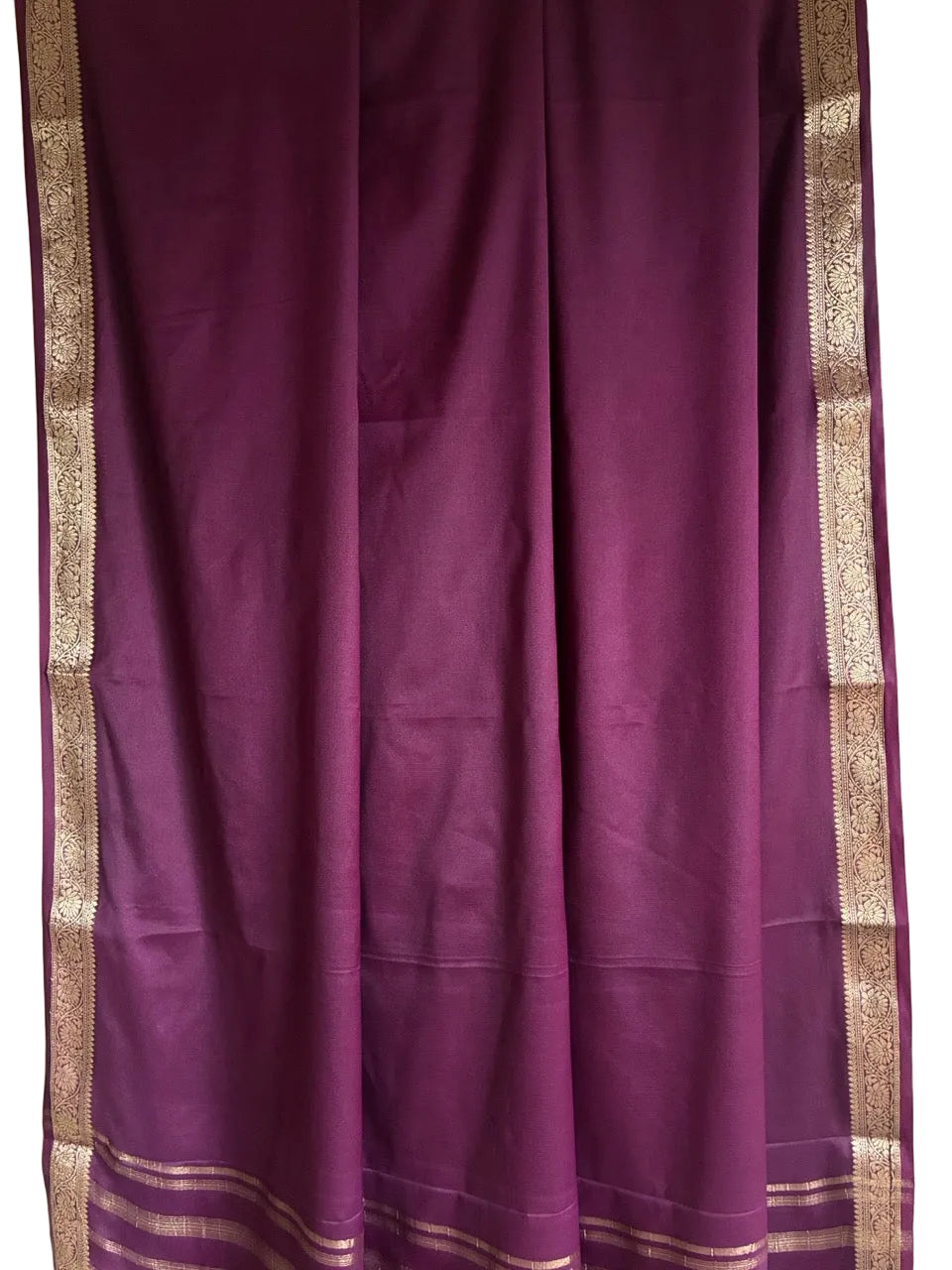 Purple Crepe aariyaa Saree