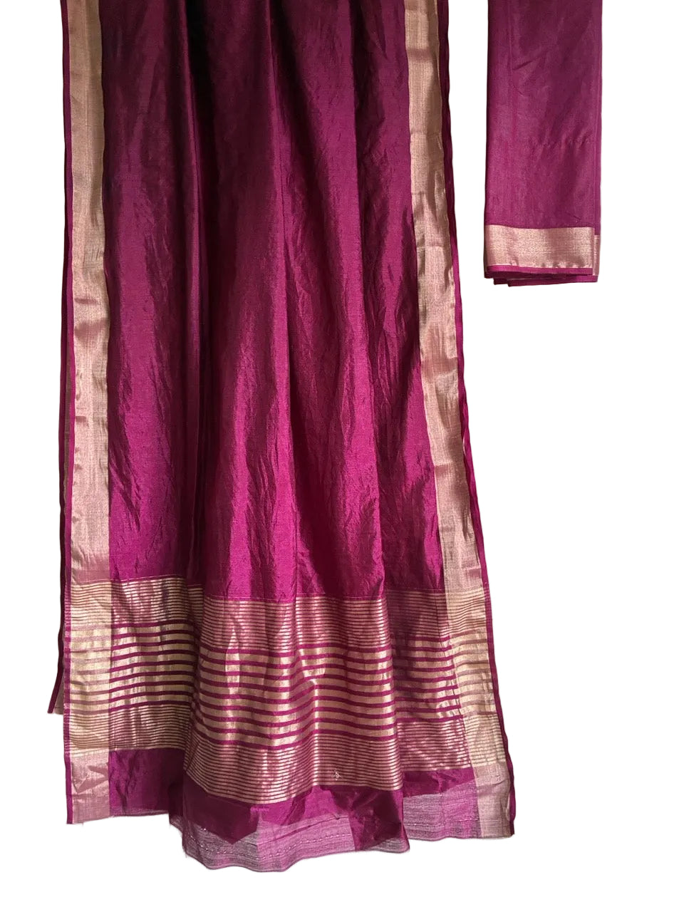 Purple jute aariyaa Saree