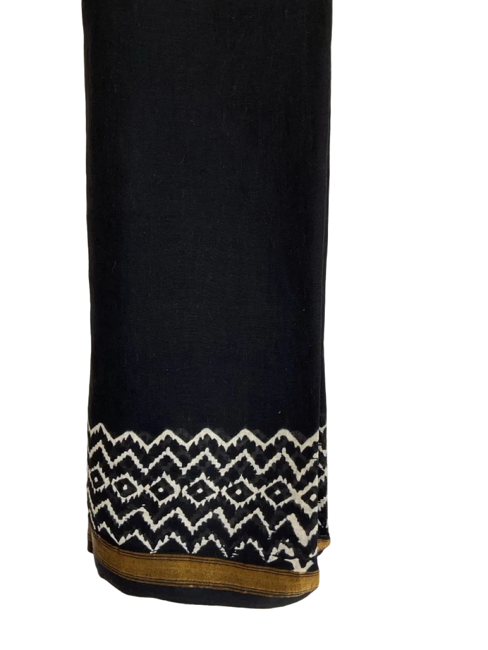 Black Block Print Cotton aariyaa Saree