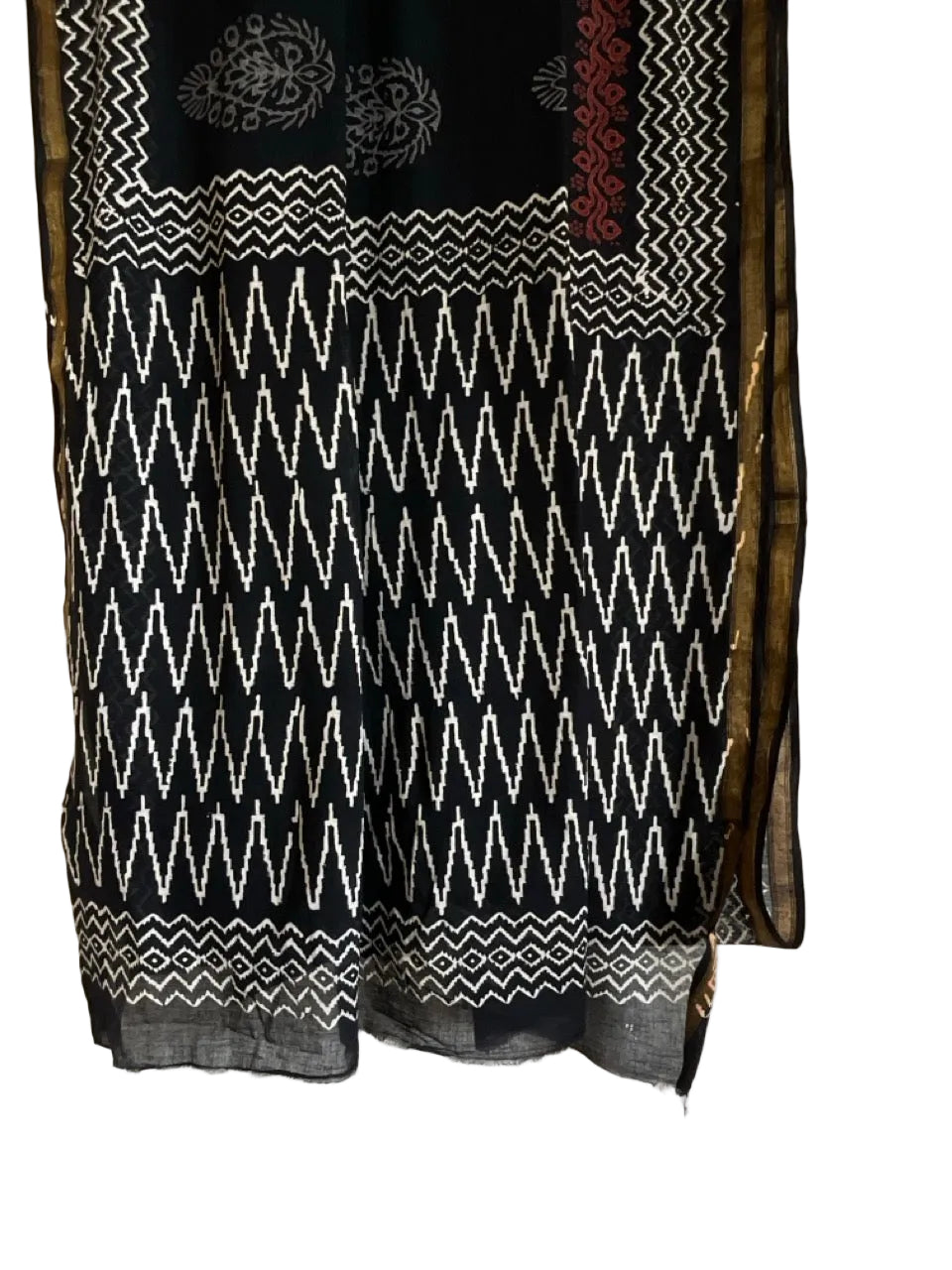 Black Block Print Cotton aariyaa Saree