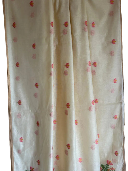 Off White Jamdani Cotton Aariyaa Saree with Lotus Motifs