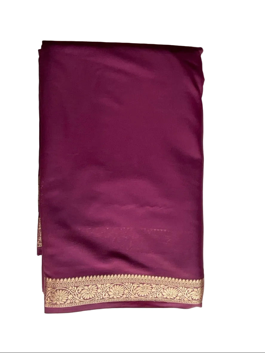 Purple Crepe aariyaa Saree