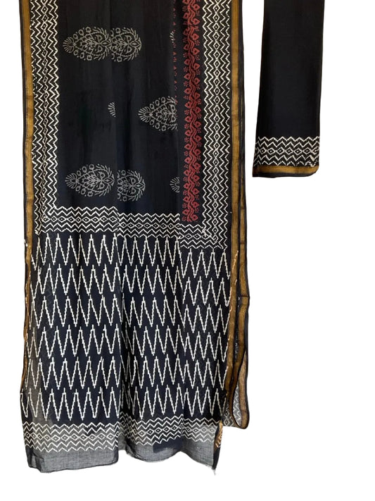 Black Block Print Cotton aariyaa Saree