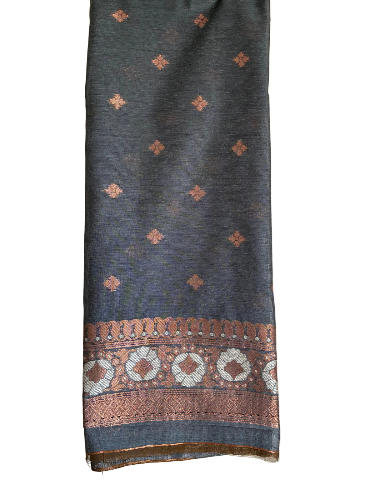 Unstitched matching blouse piece ideal for festive wear and evening events Aariyaa sarees Bengaluru