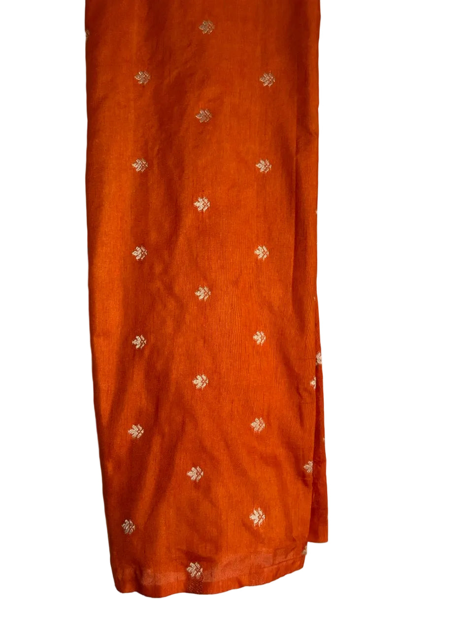 Unstitched matching blouse piece ideal for festive wear and family functions Aariyaa sarees Bengaluru