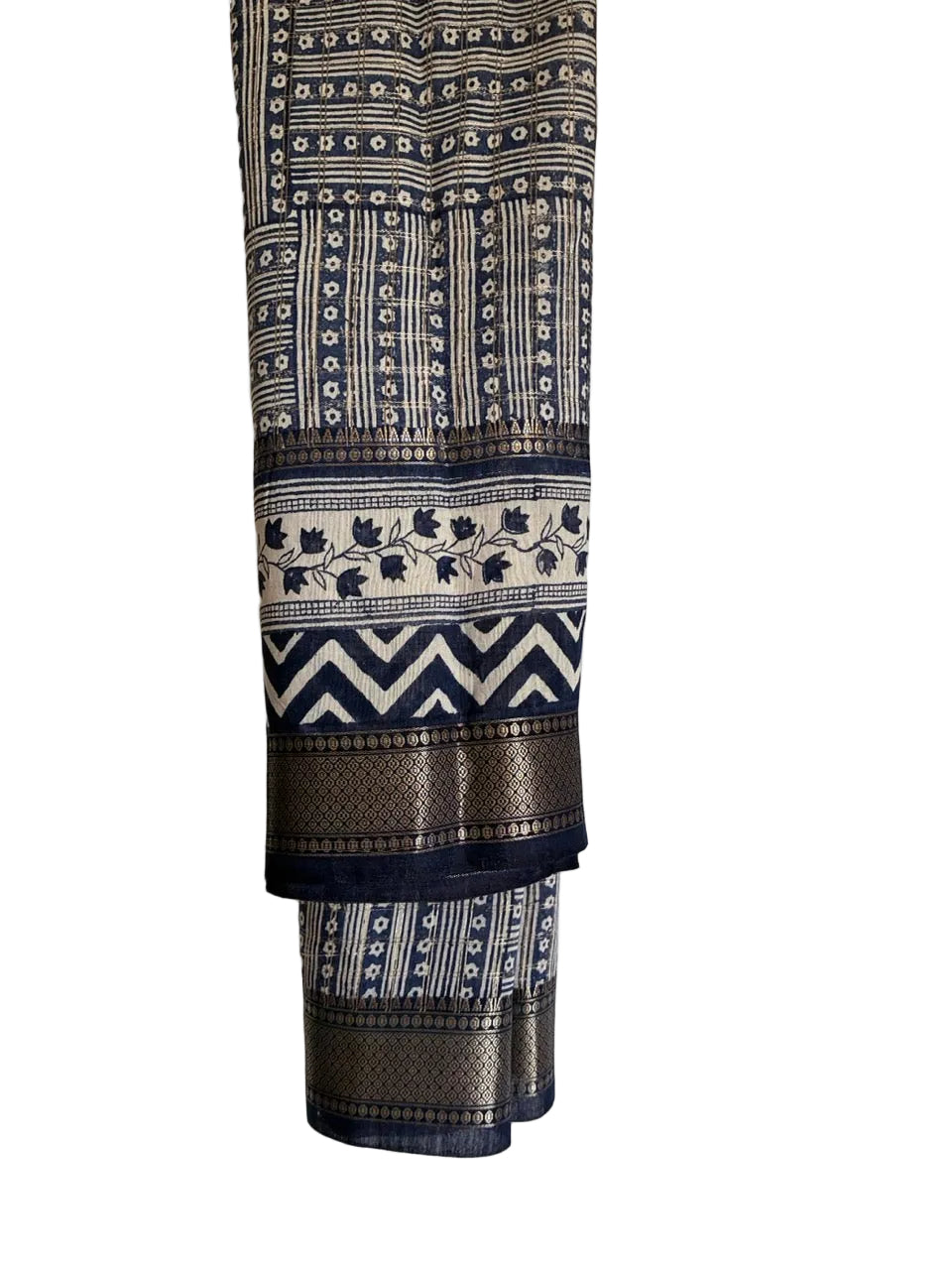 blouse piece ideal for festive wear and office wear Aariyaa sarees Bengaluru