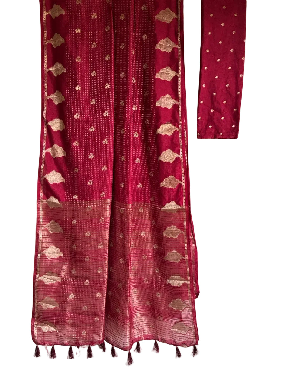 Rich red saree with gold tone butis and leaf motif border full drape view Aariyaa sarees Bengaluru