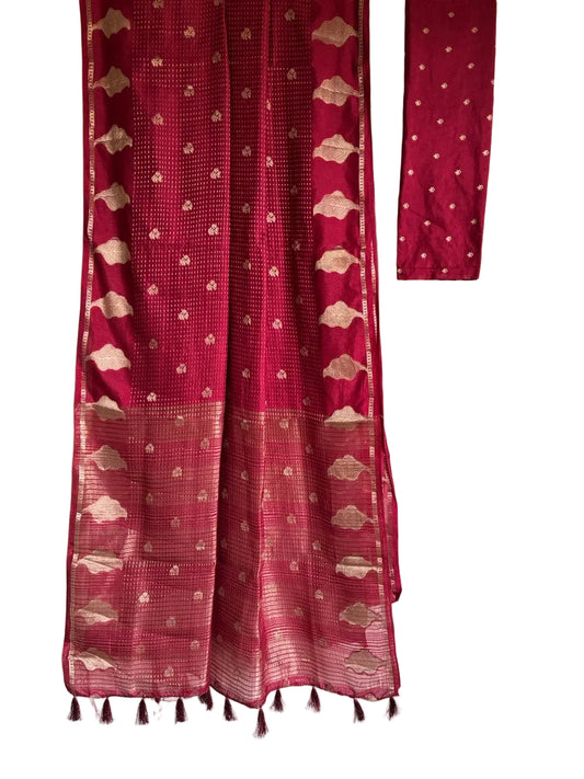 Rich red saree with gold tone butis and leaf motif border full drape view Aariyaa sarees Bengaluru